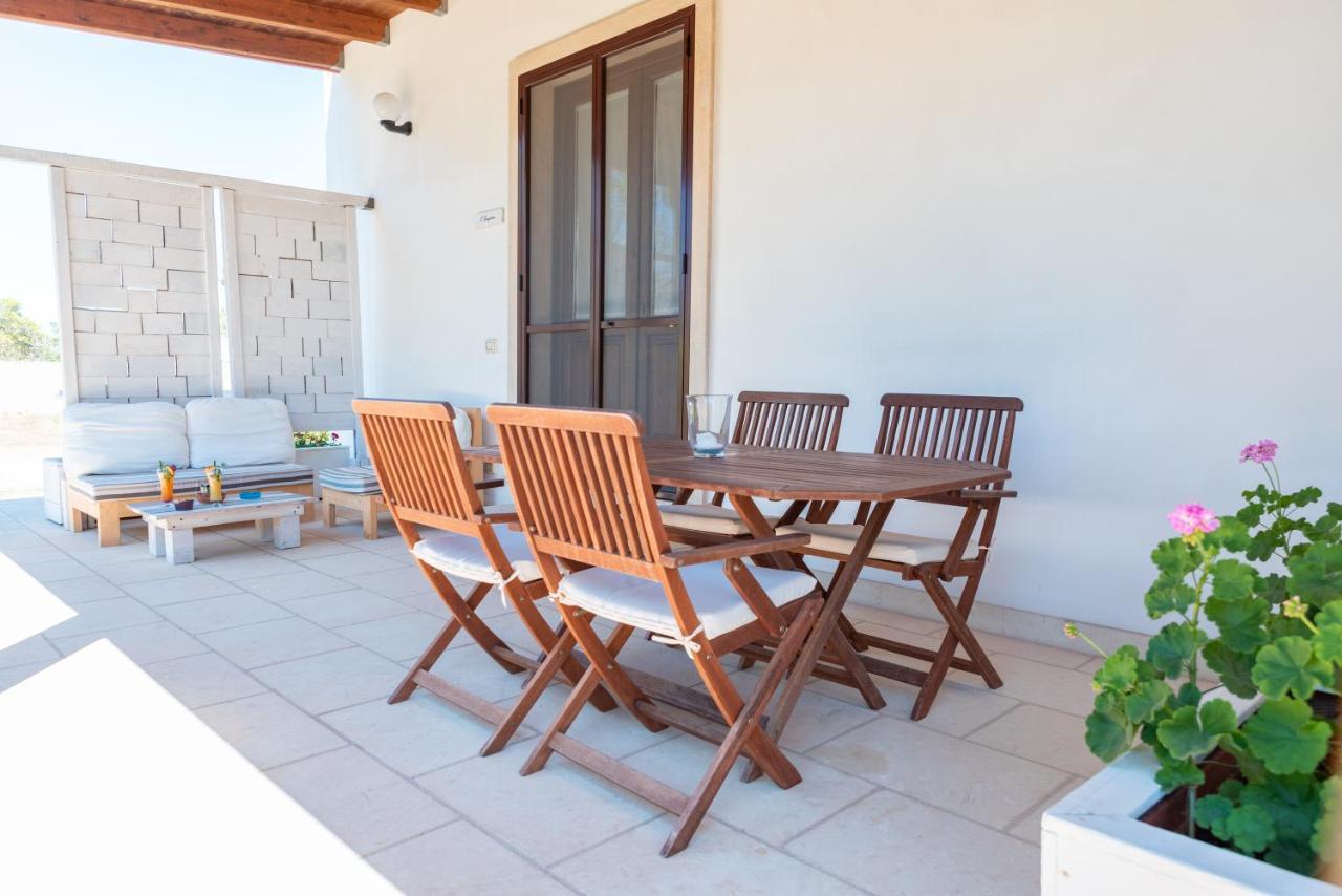 Agriturismo Villa Tommaso Torre dell'Orso Exterior photo